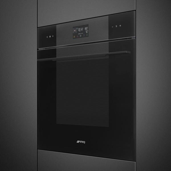Духовой шкаф с пароваркой Smeg SO6102S3PB3