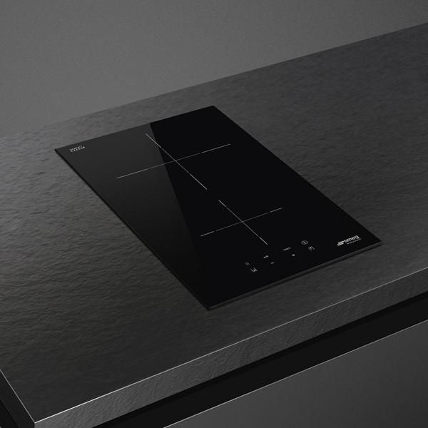 Индукционная варочная панель Smeg SI2321D